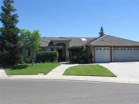 5 bathrooms, providing ample space for families or roommates. . Merced homes for rent